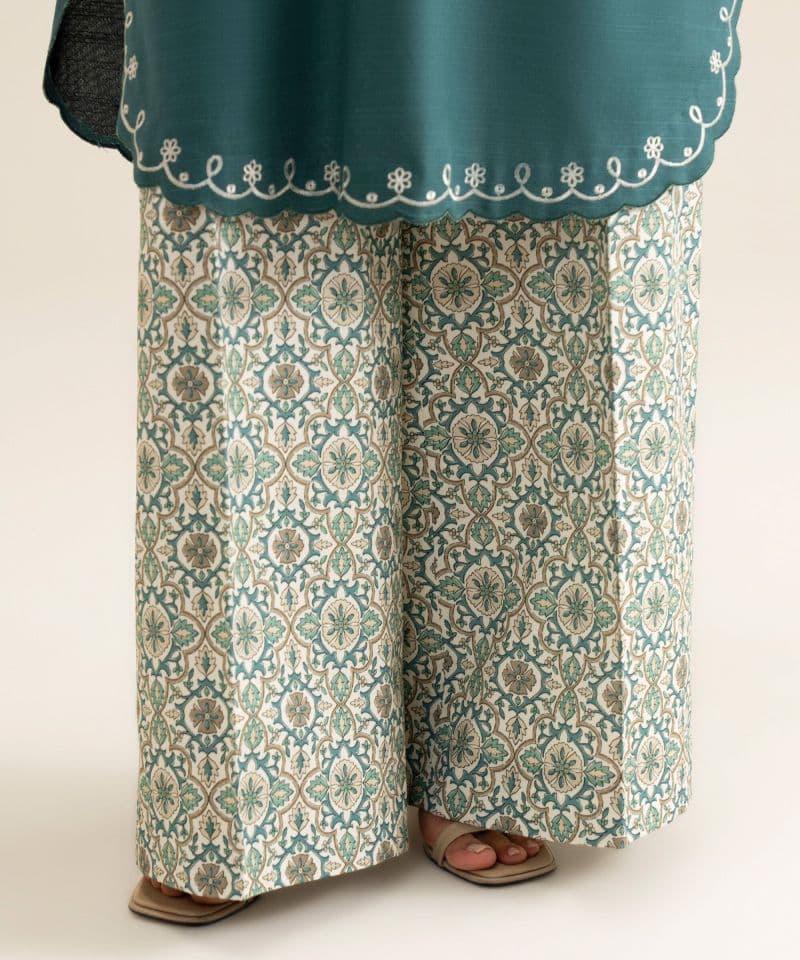 2 Piece - Embroidered Light Khaddar Suit