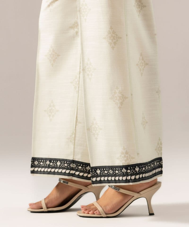 Printed Khaddar Flared Pants thumbnail