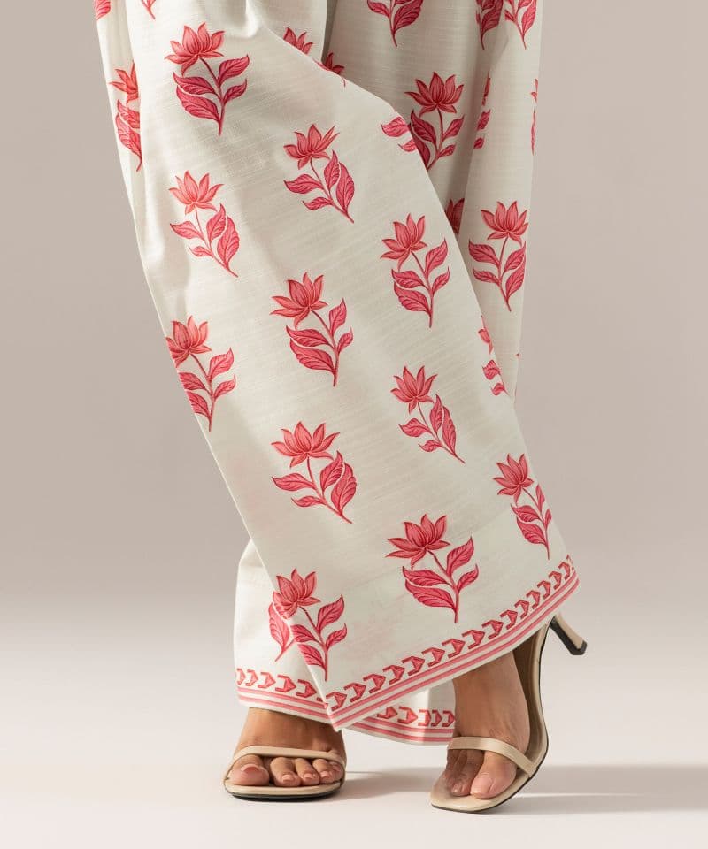 Printed Khaddar Farshi Shalwar thumbnail