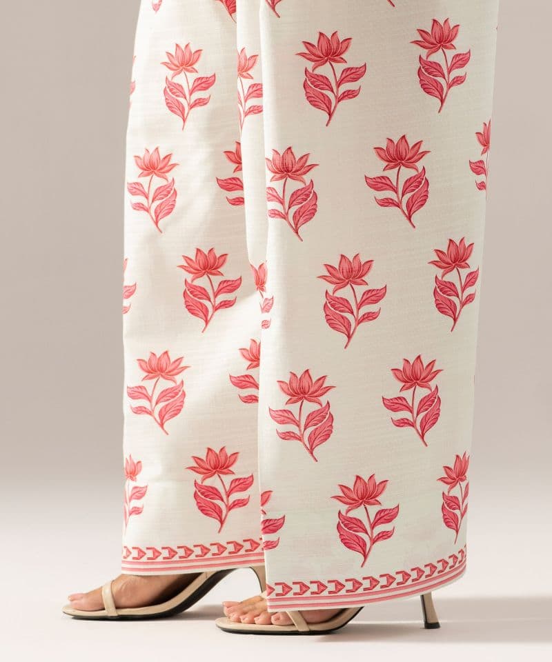 Printed Khaddar Farshi Shalwar thumbnail