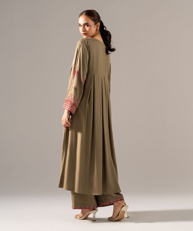 Embroidered Bedford Peshwas thumbnail