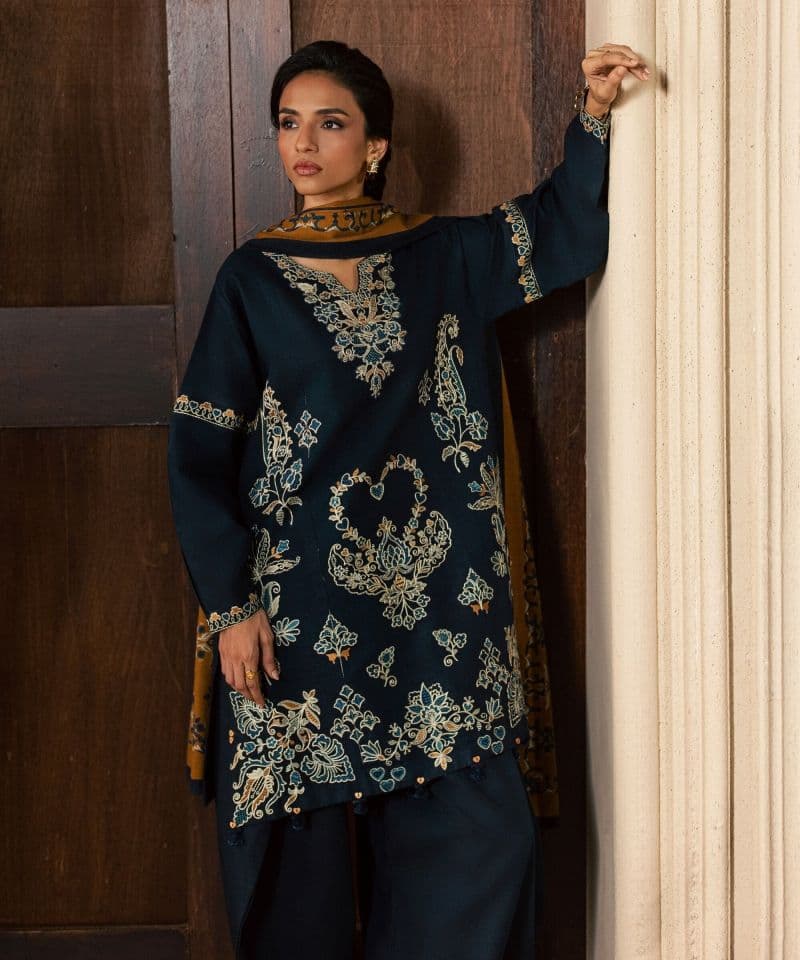 3 Piece - Embroidered Light Khaddar Suit