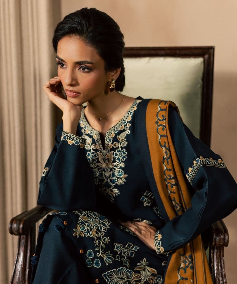 3 Piece - Embroidered Light Khaddar Suit