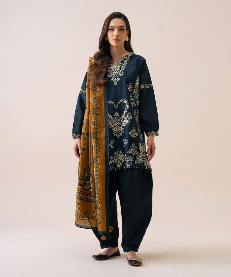 3 Piece - Embroidered Light Khaddar Suit