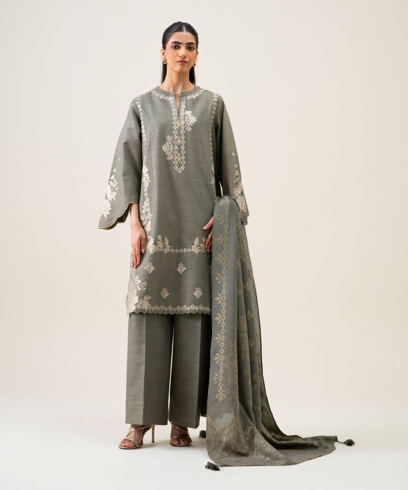 3 Piece - Embroidered Zari Khaddar Suit