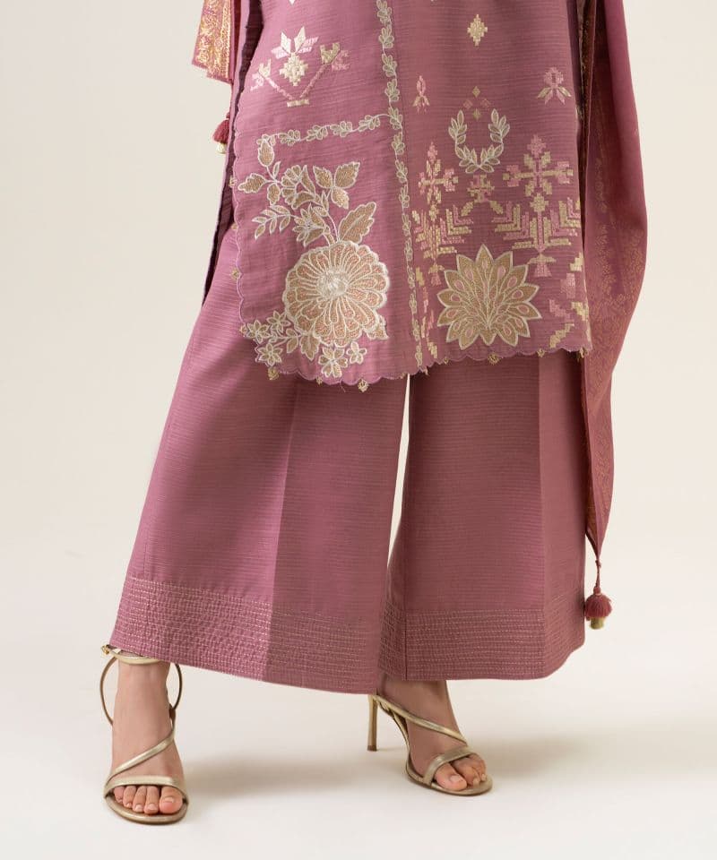 3 Piece - Embroidered Zari Khaddar Suit