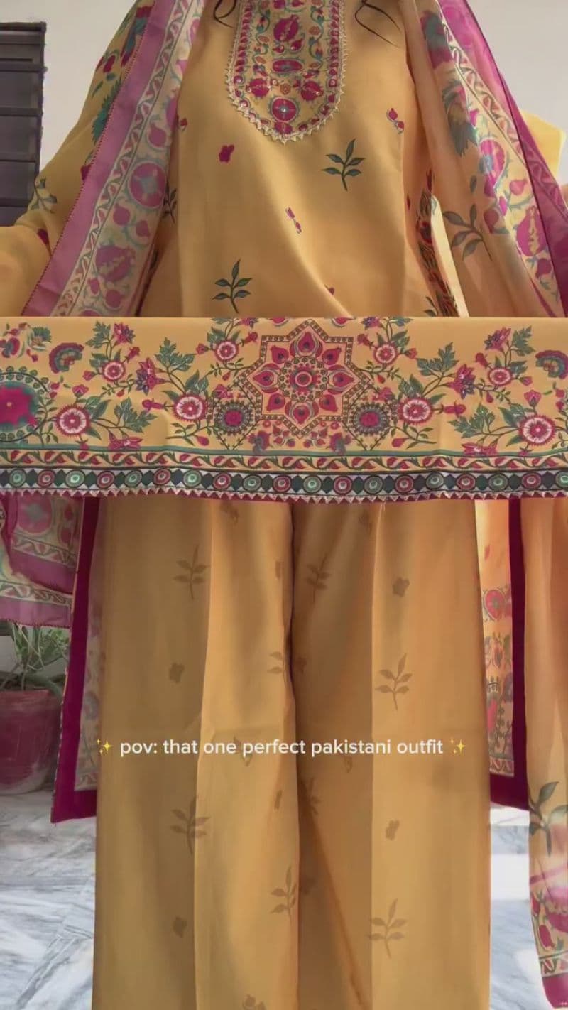 Womens Poly Lawn Digital Printed 3 Pc Suit