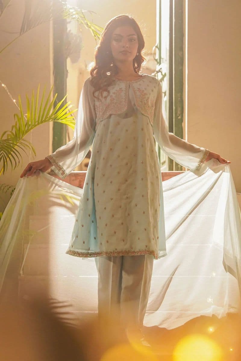 Womens Chiffon Embroidered 3 Pc Suit thumbnail
