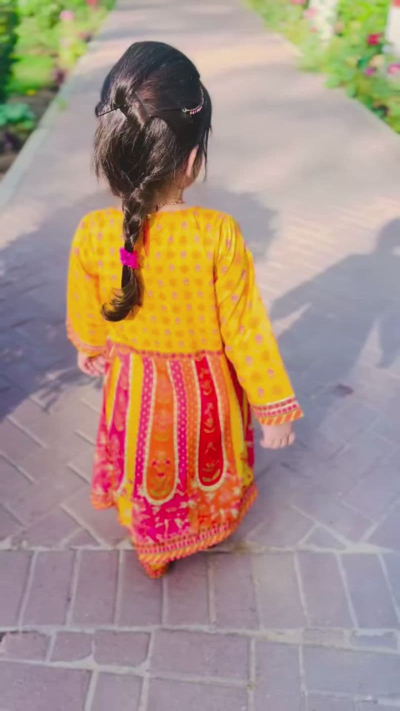 Poly Lawn Digital Printed 3 Pc Suit thumbnail