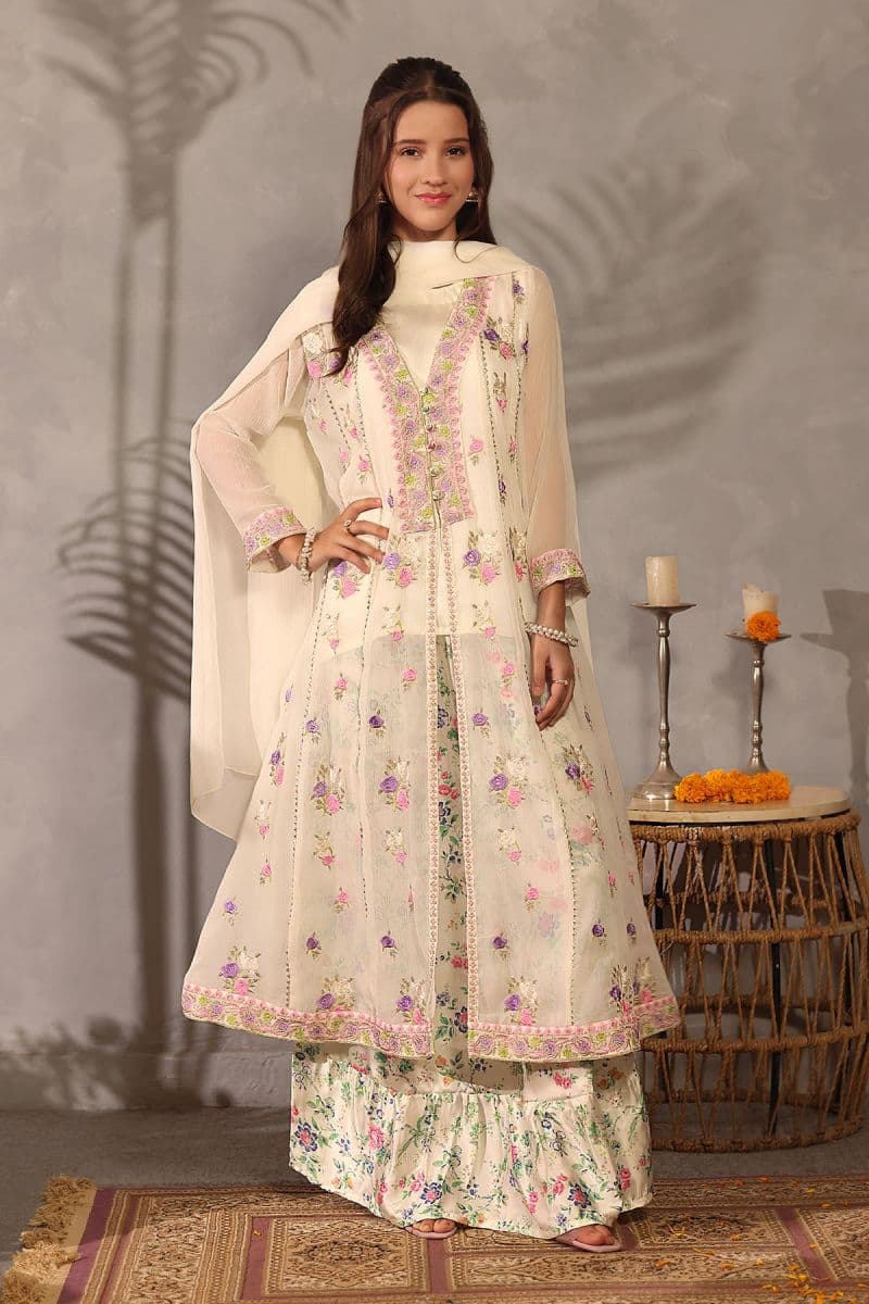 Chiffon Embroidered 3 Pc Suit thumbnail