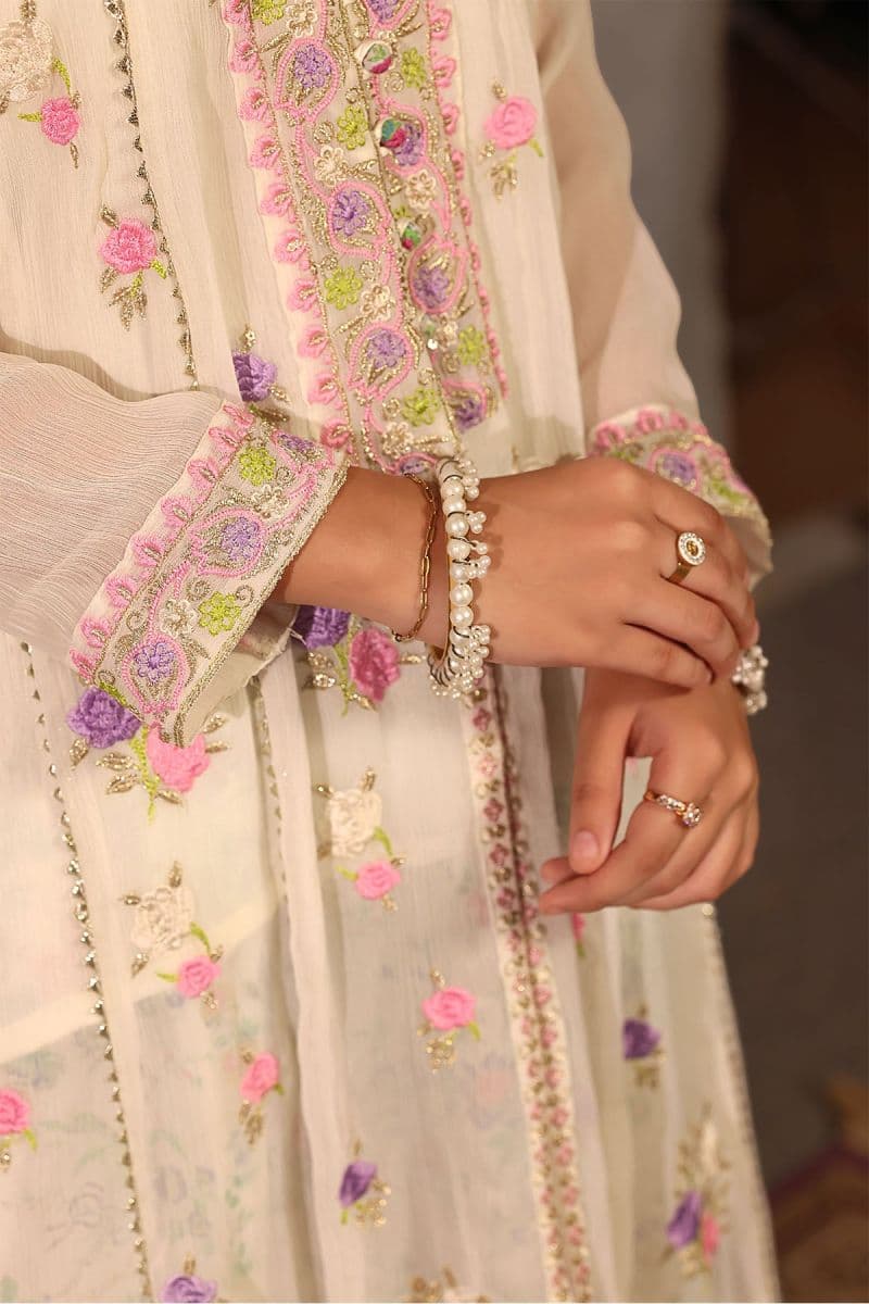 Chiffon Embroidered 3 Pc Suit thumbnail