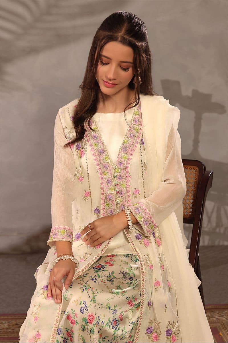 Chiffon Embroidered 3 Pc Suit thumbnail