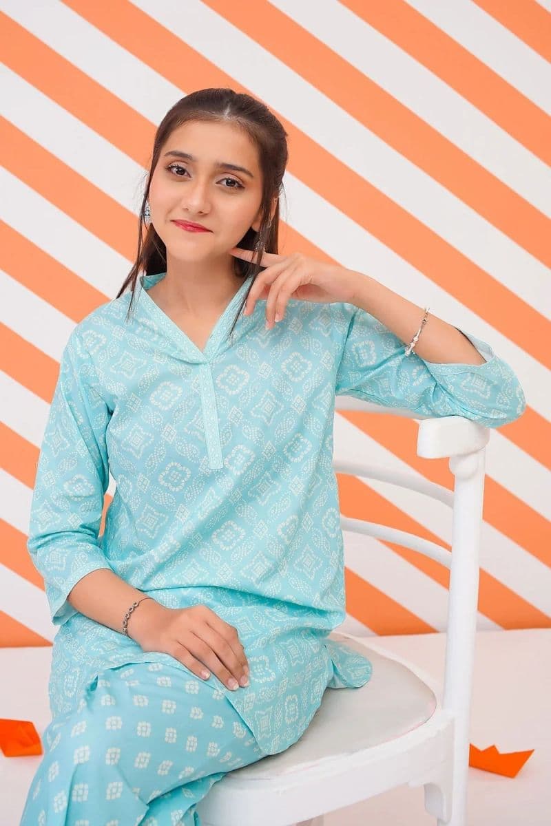 Cotton Lawn Digital Printed 2 Pc Suit thumbnail