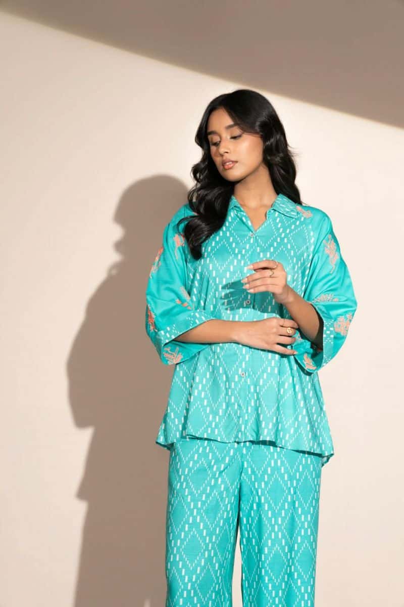 Green Fit Embroidered Silk Ready-to-Wear Suit - alternate view