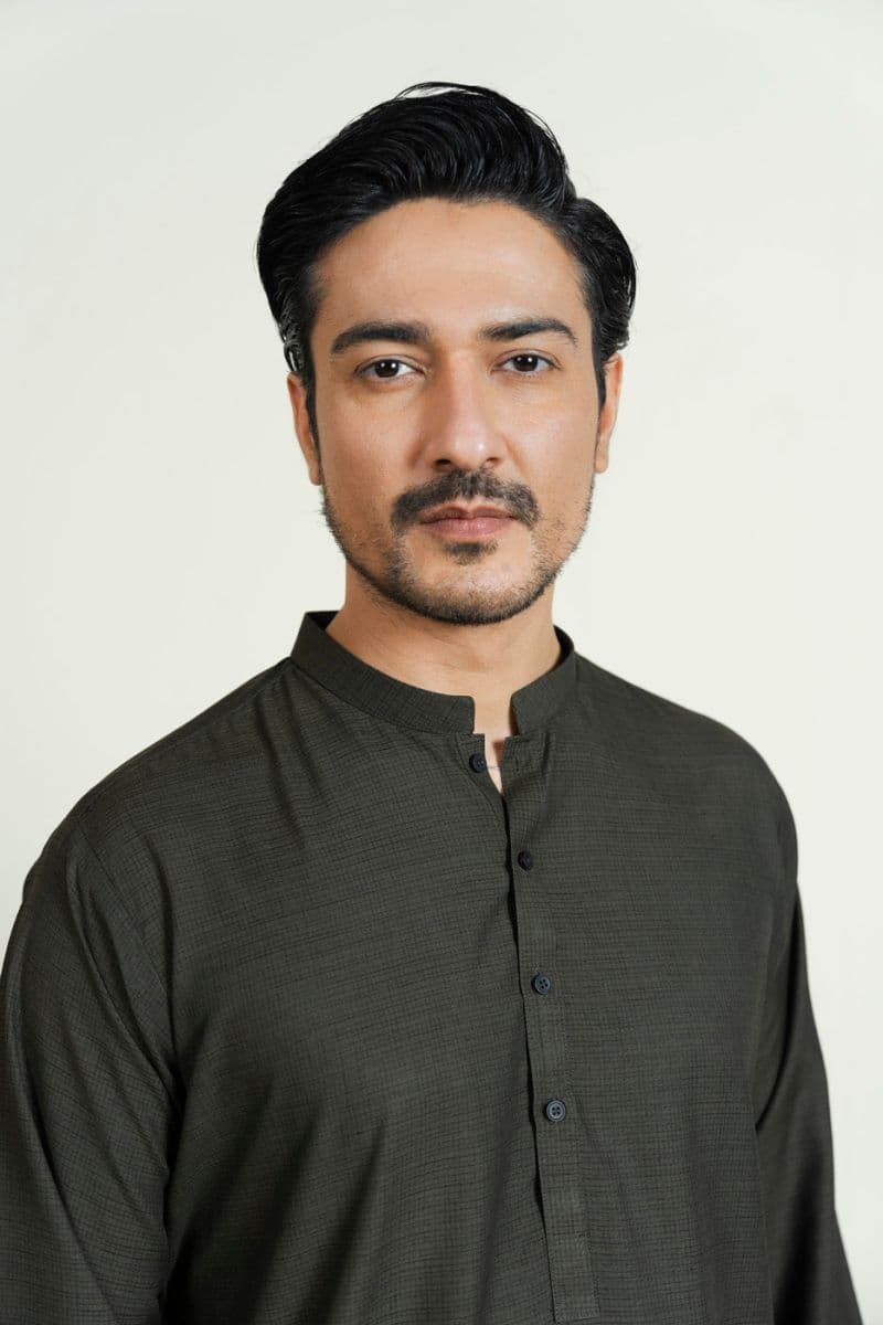 RTW | KURTA thumbnail