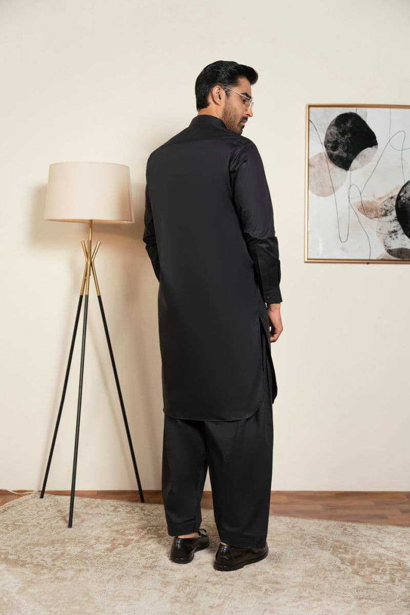 RTW | KAMEEZ & SHALWAR thumbnail