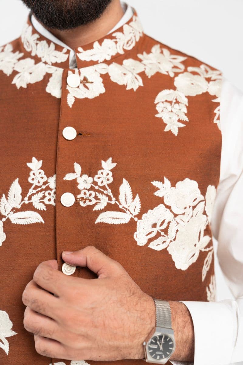 RTW | WAISTCOAT thumbnail