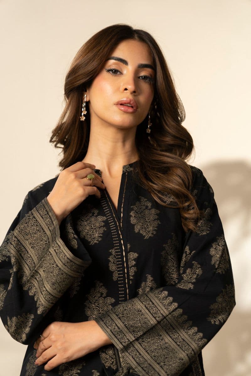 RTW | SHIRT & SHALWAR thumbnail