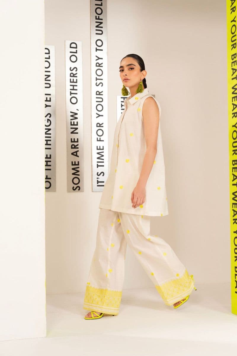 White/Yellow Ready-to-Wear Trouser thumbnail