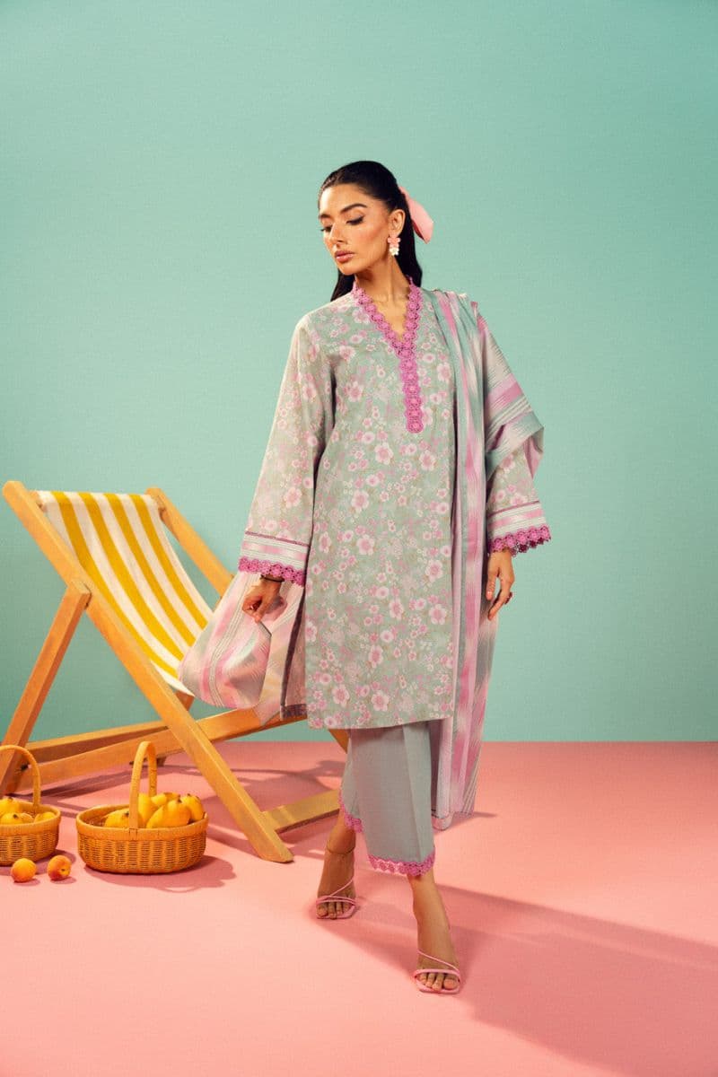 Green Printed Lawn 3 Piece Unstitched Suit thumbnail