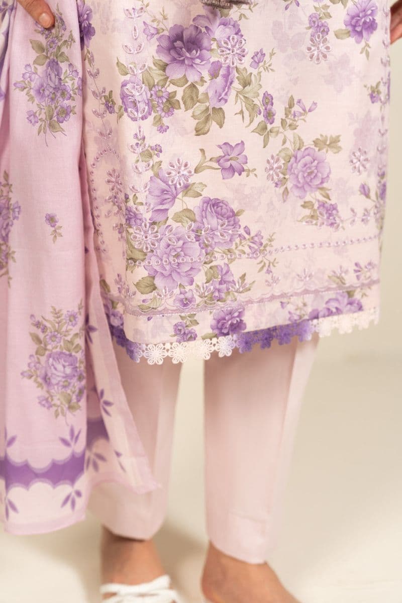 Blue Embroidered Lawn 3 Piece Unstitched Suit thumbnail