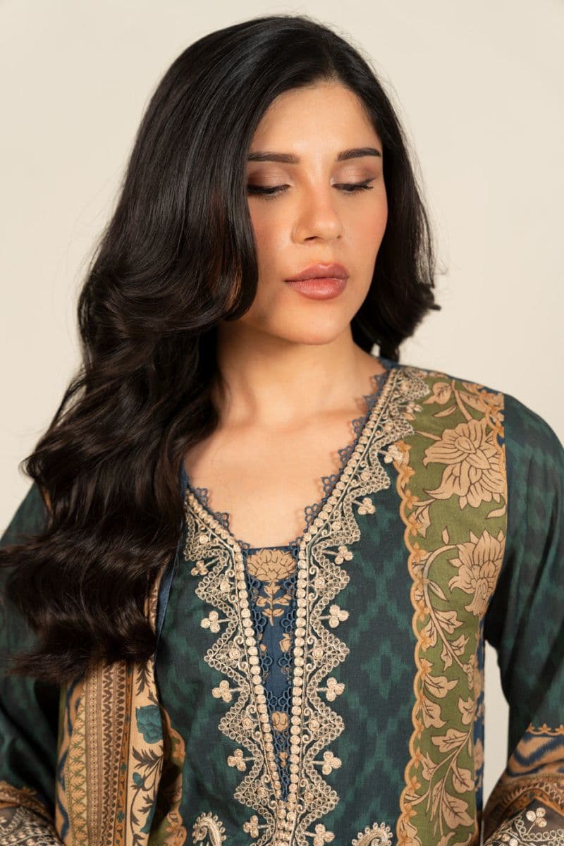Blue Embroidered Lawn 3 Piece Unstitched Suit thumbnail
