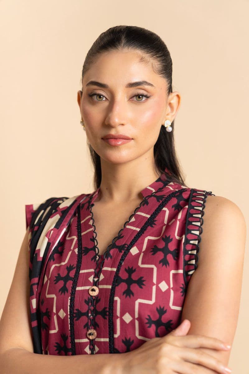 Red Printed Lawn 3 Piece Unstitched Suit thumbnail