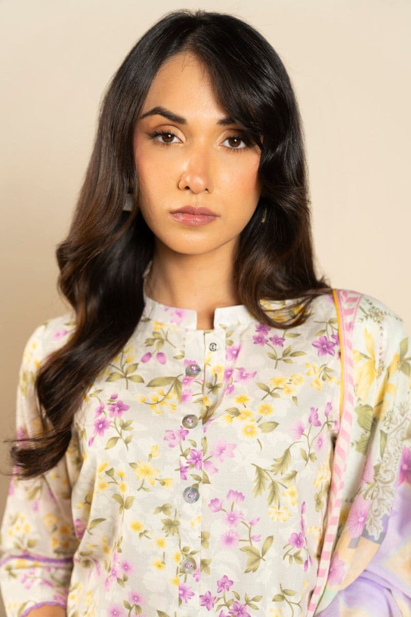 Grey Printed Lawn 3 Piece Unstitched Suit thumbnail