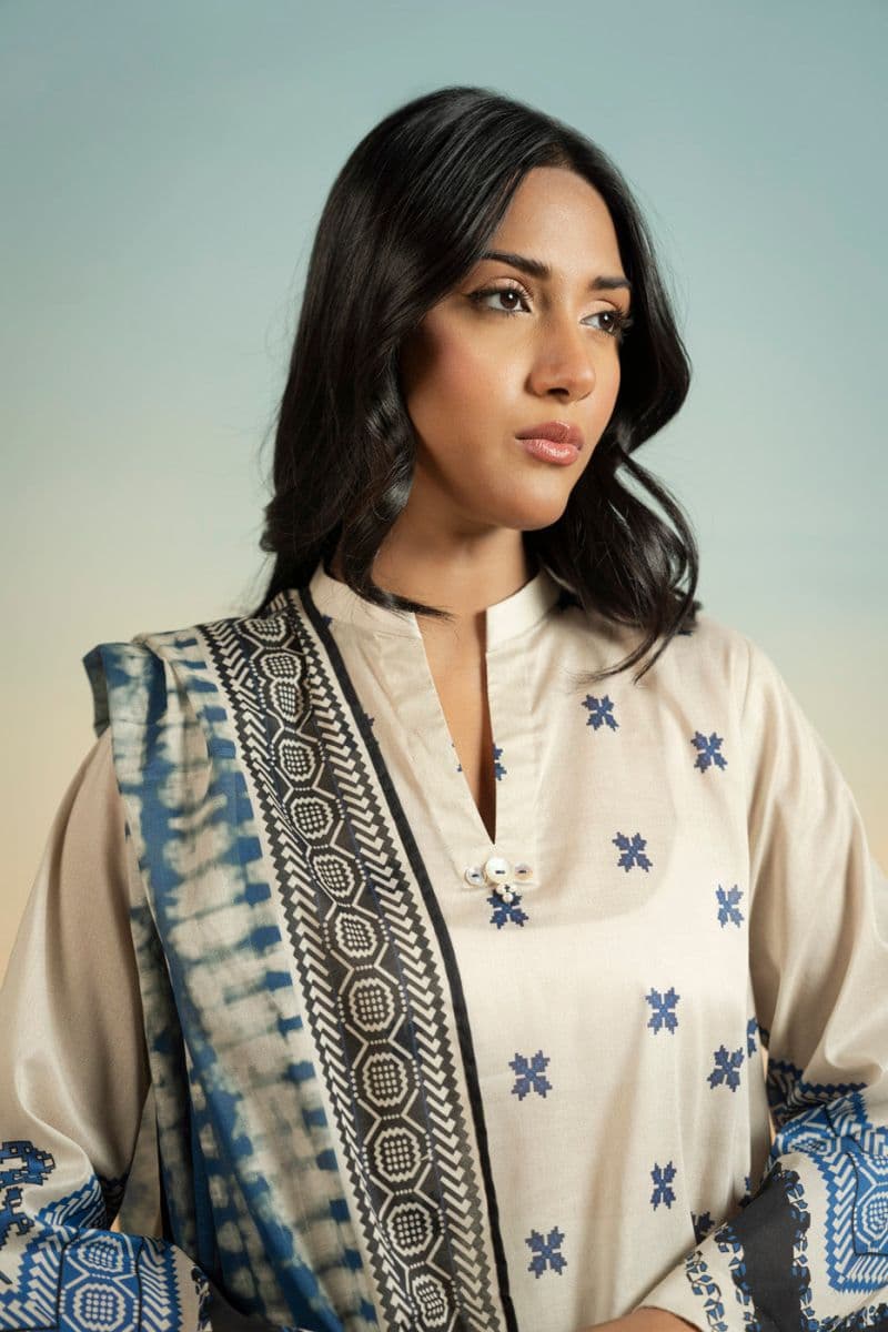 Blue Printed Lawn 3 Piece Unstitched Suit thumbnail