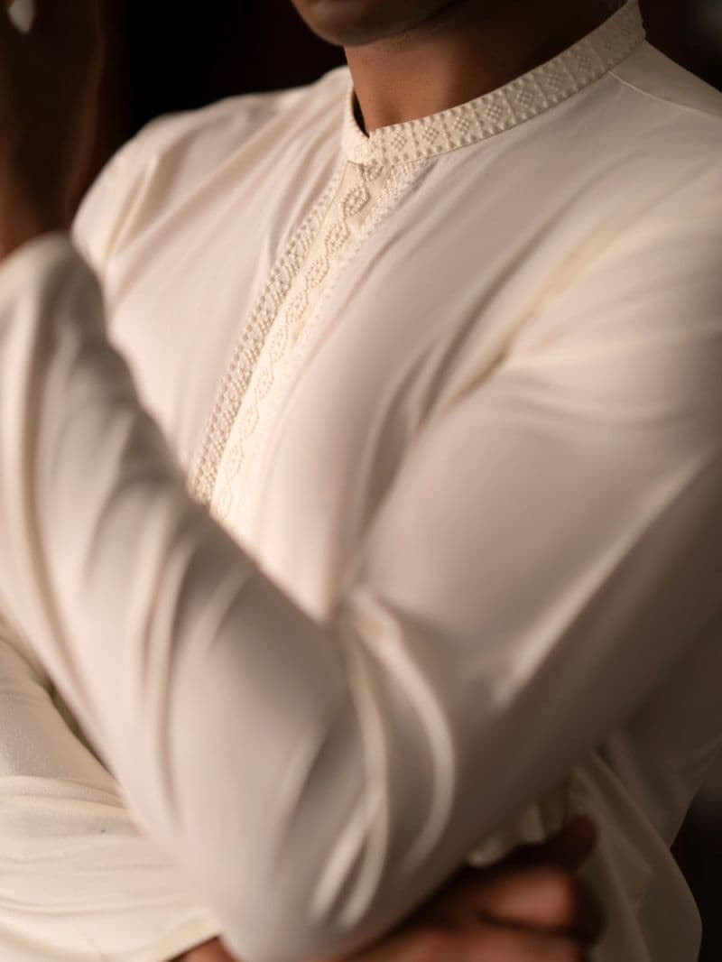 Off White Blended Kurta Trouser thumbnail