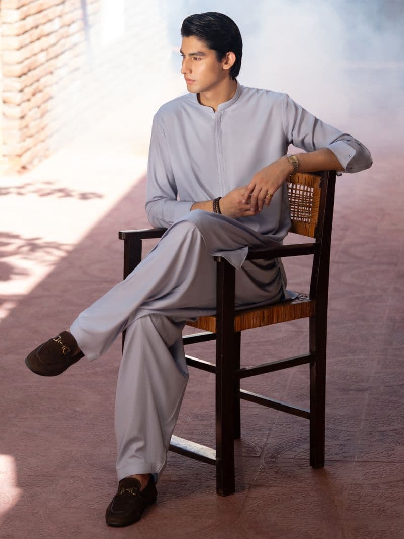 Light Blue Kameez Shalwar thumbnail