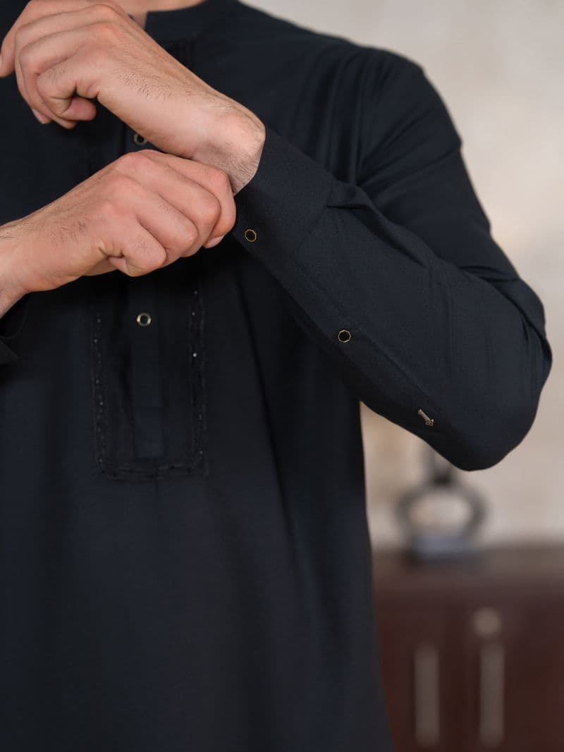 Black Kameez Shalwar thumbnail