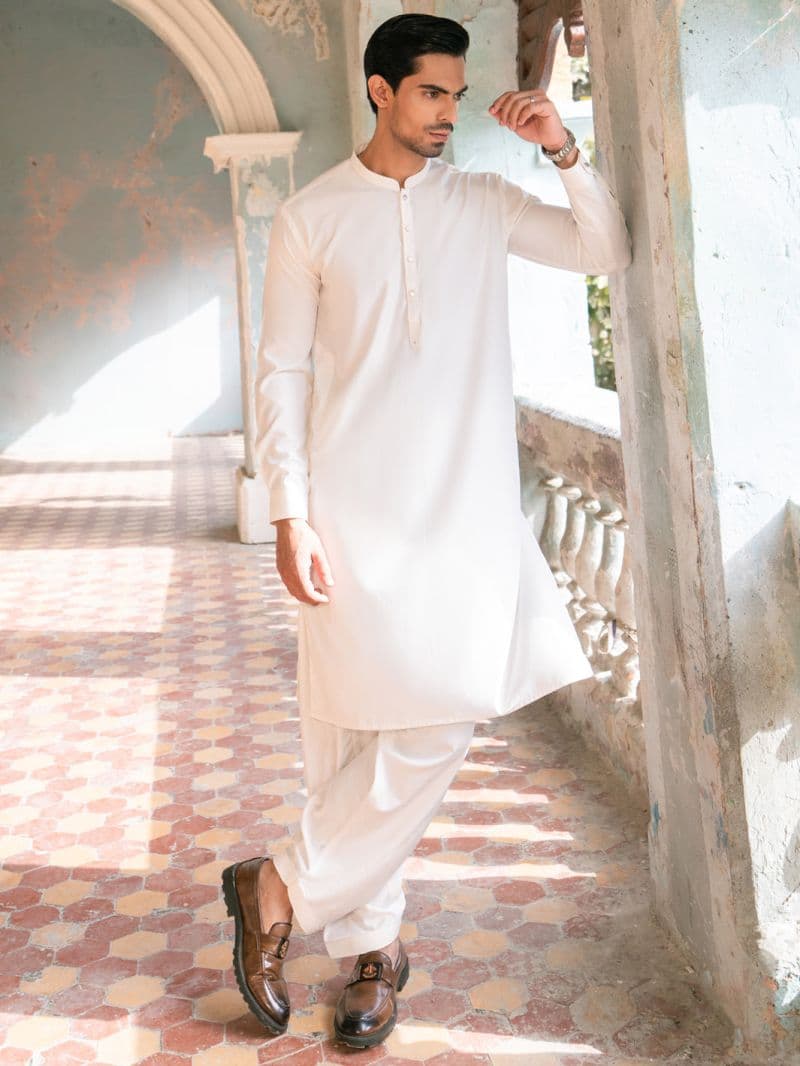 White Kameez Shalwar thumbnail