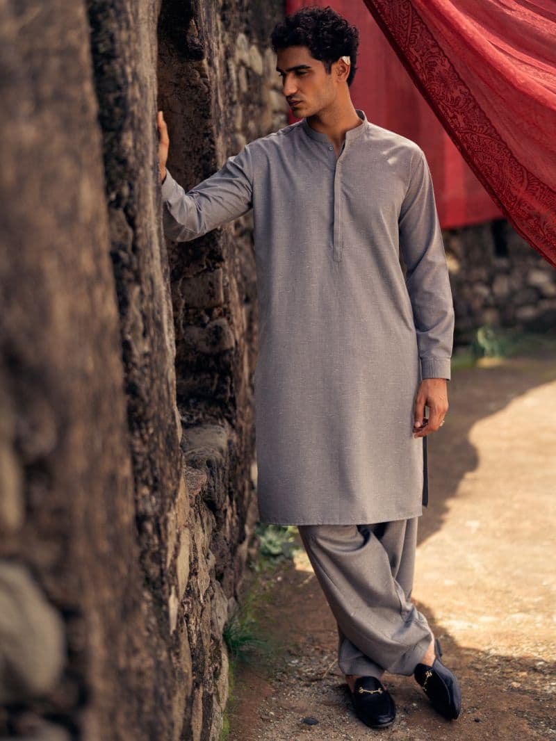 Light Grey Kameez Shalwar thumbnail