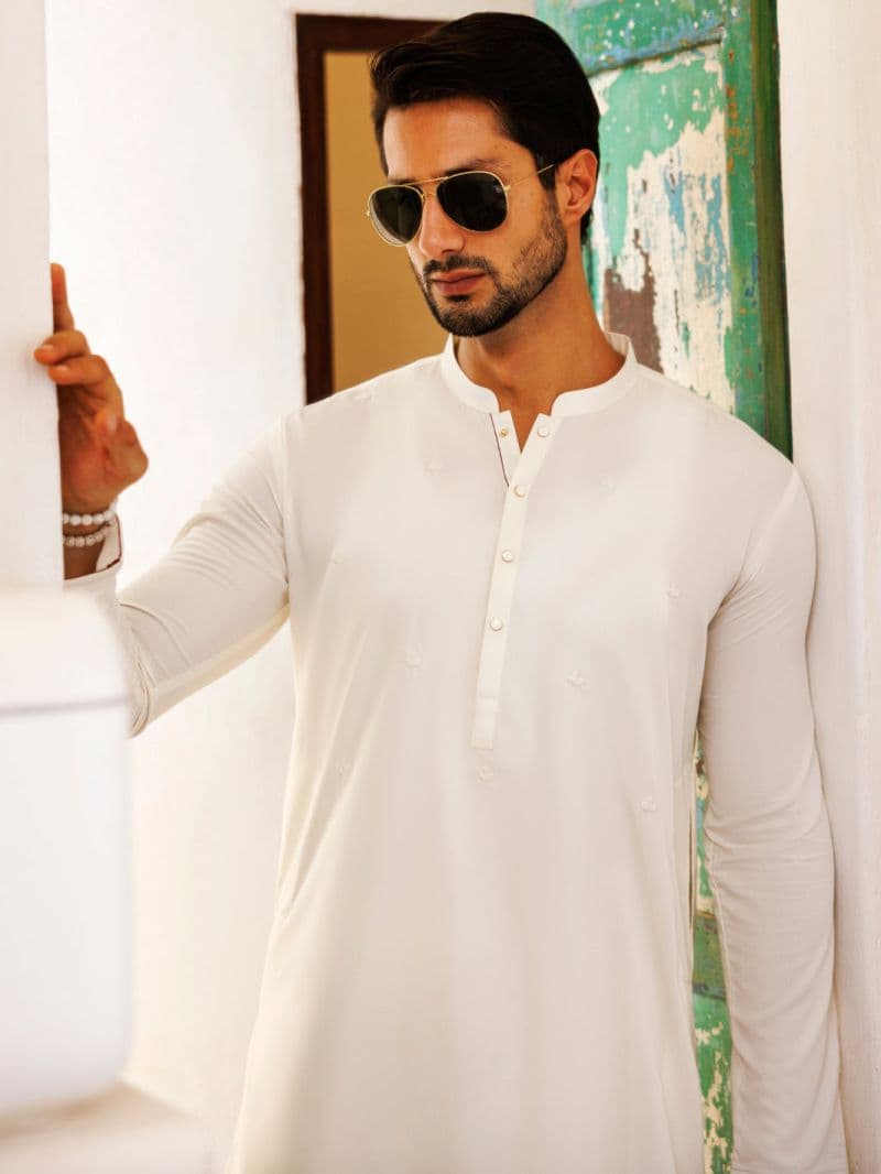 Off White Blended Kurta thumbnail