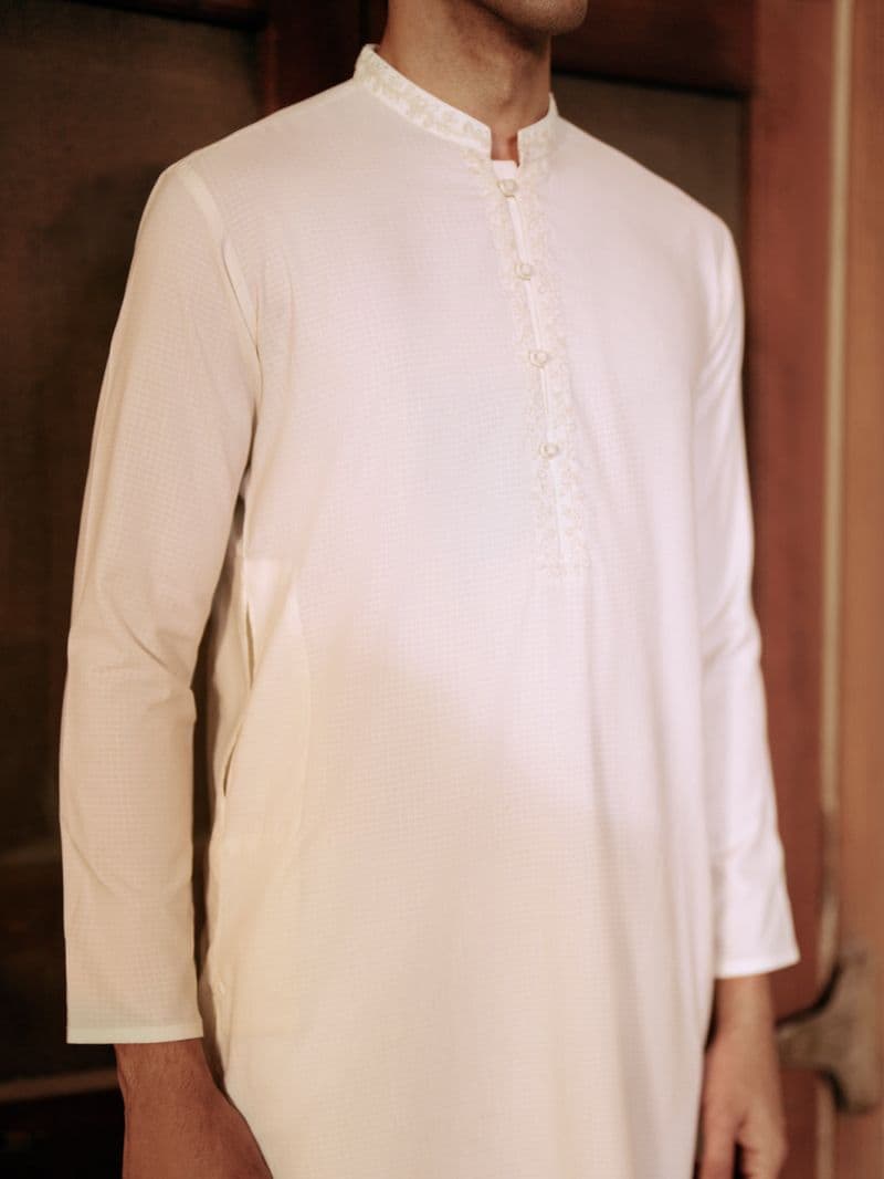 Off White Blended Kurta thumbnail