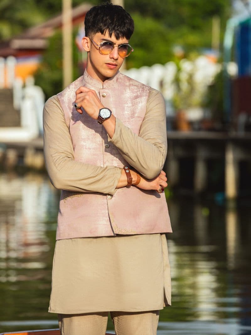 Tea Pink Blended Waistcoat thumbnail