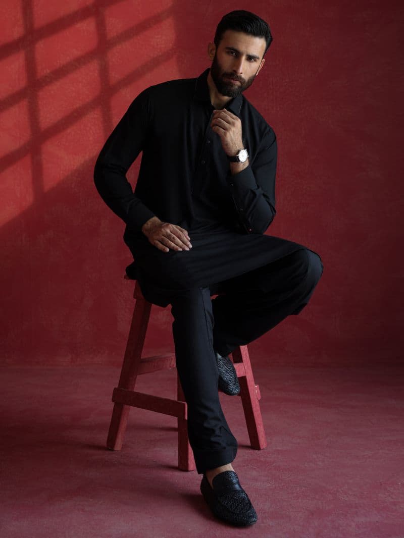 Black Kameez Shalwar thumbnail