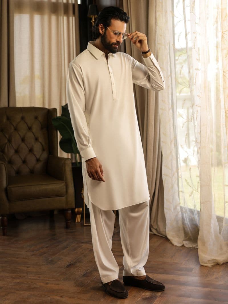 White Kameez Shalwar thumbnail