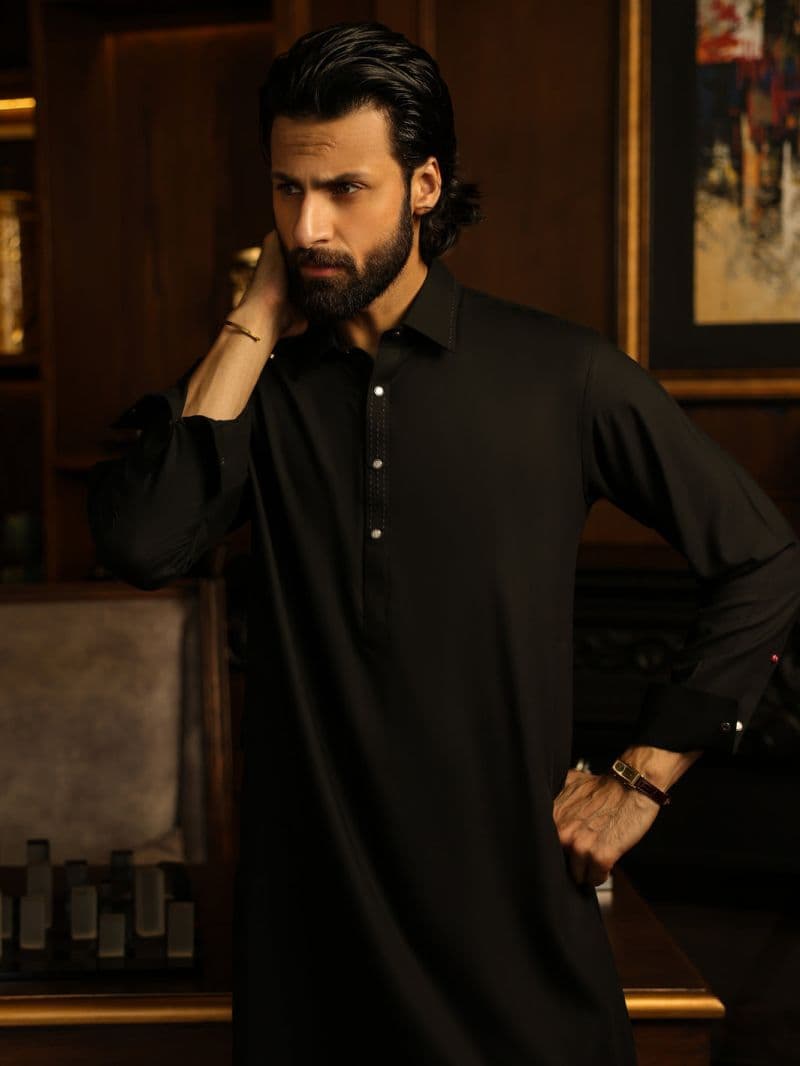 Black Kameez Shalwar thumbnail
