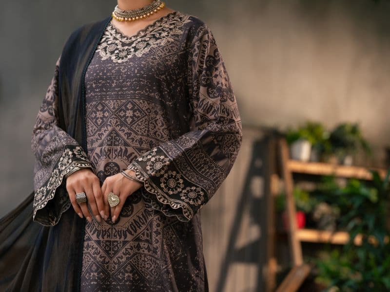 Brown Silk Lawn 3Pc Stitched thumbnail