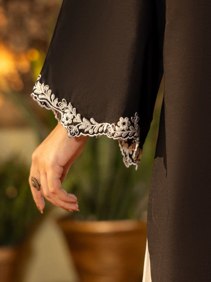 Black & White Cambric Stitched 3Pc thumbnail