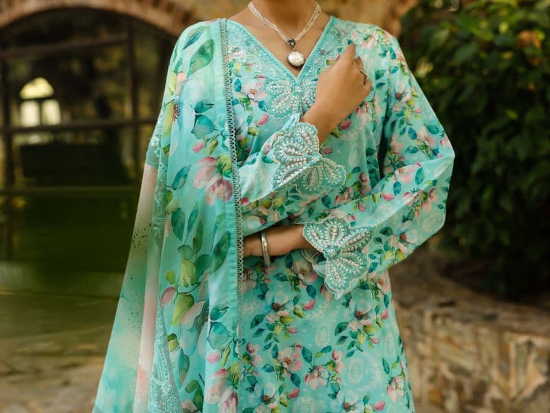 Light Green Silk Lawn 3Pc Stitched thumbnail