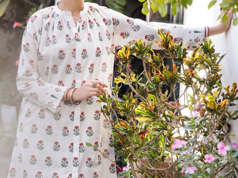 Off White Lawn Co-Ord Set thumbnail