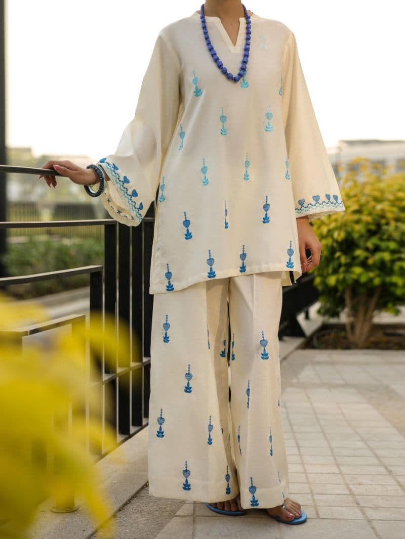 White Lawn Co-Ord Set thumbnail