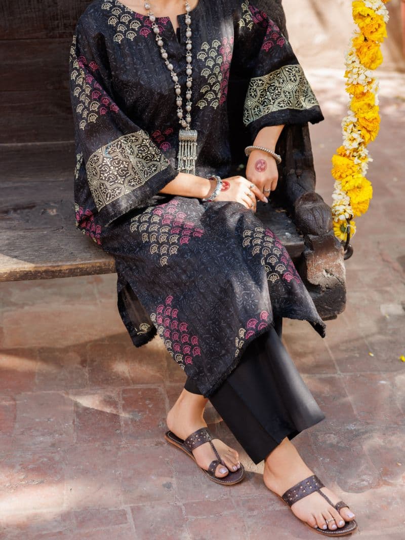 Black Dobby Kurti thumbnail