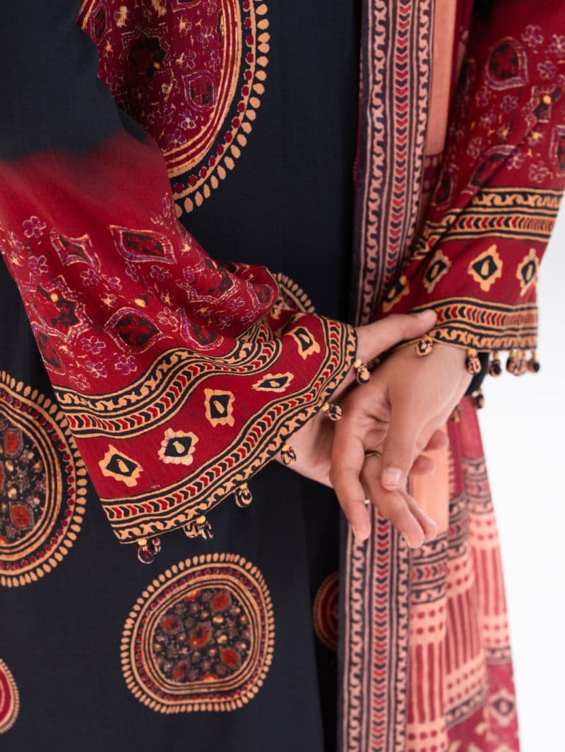 Black Khaddar 2Pc Unstitched thumbnail