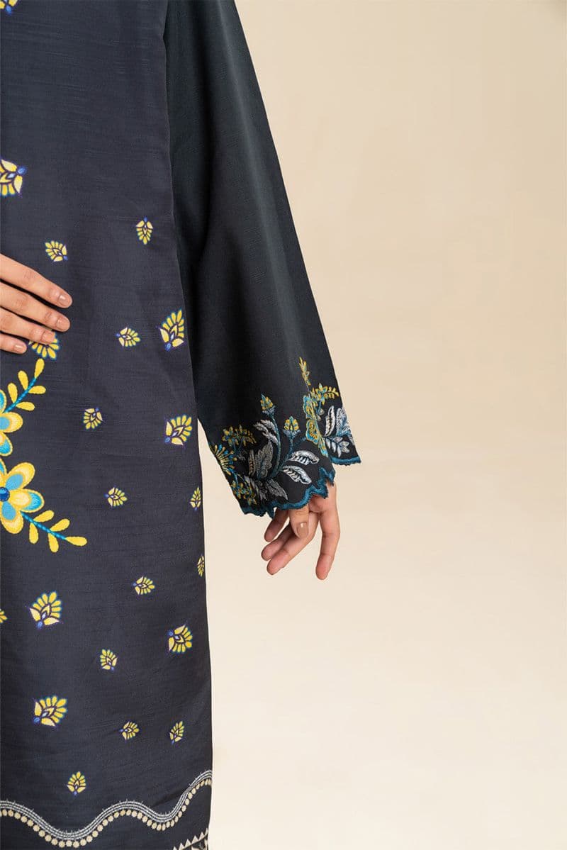 3 PIECE EMBROIDERED SLUB SUIT (PRET) thumbnail