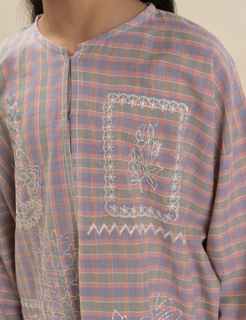 2 PIECE EMBROIDERED SUIT thumbnail