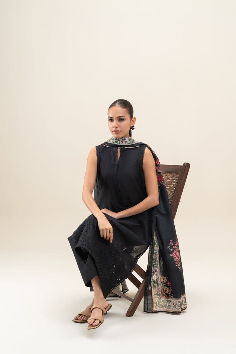 3 PIECE EMBROIDERED LAWN SUIT-ROSACEA PITCH (UNSTITCHED) thumbnail